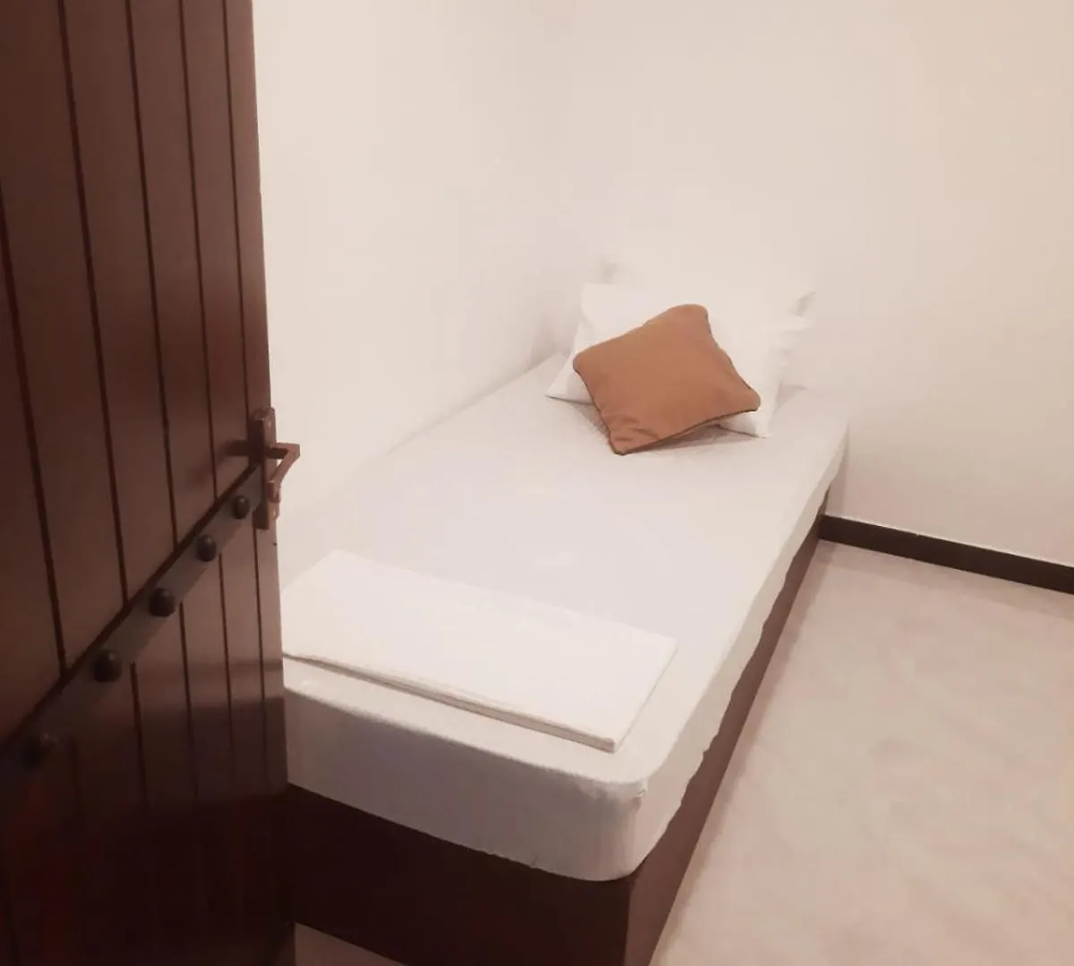 Negombo Breeze Apartment 0*,