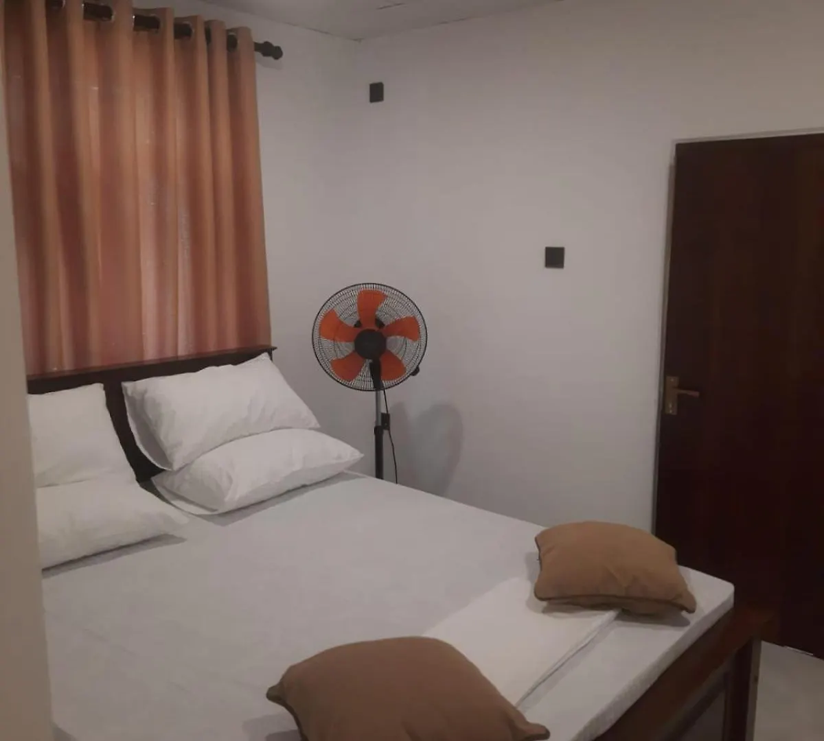 Negombo Breeze Apartment